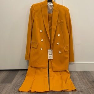 Zara suit